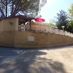 Mobil-home Confortable Avec Terrasse Pour 6 Personnes - Api-1-52-836 Campsite